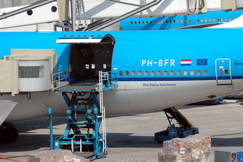 KLM cargo door