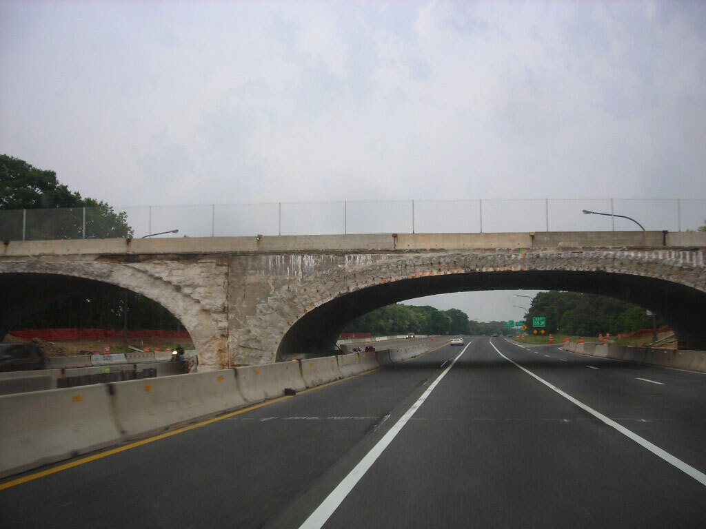 Southern State Parkway