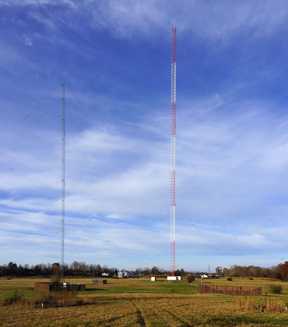 Why AM Radios Have Beef With The Electric Car