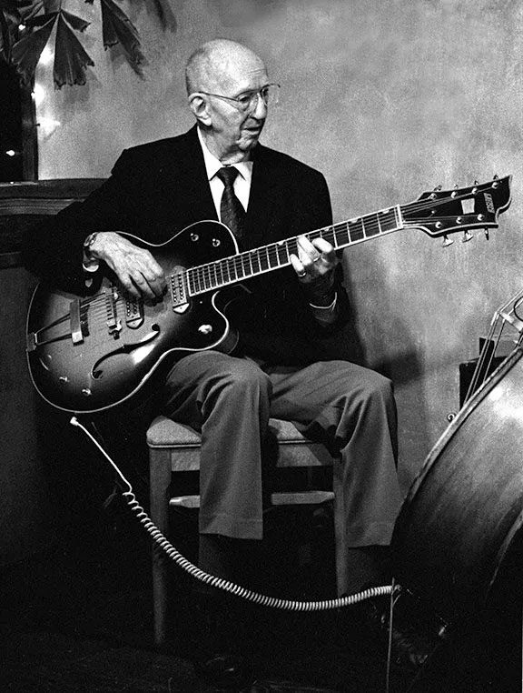 Джордж ван. George van eps. Jazz guitarist. The George van eps method for Guitar (1938).